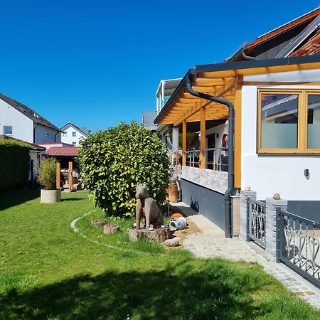 公寓 Privatunterkunft Straubing 施特劳宾